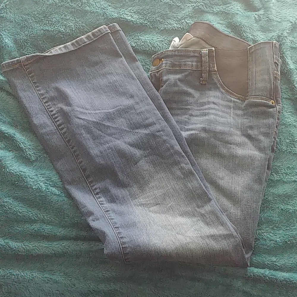 Maternity jeans